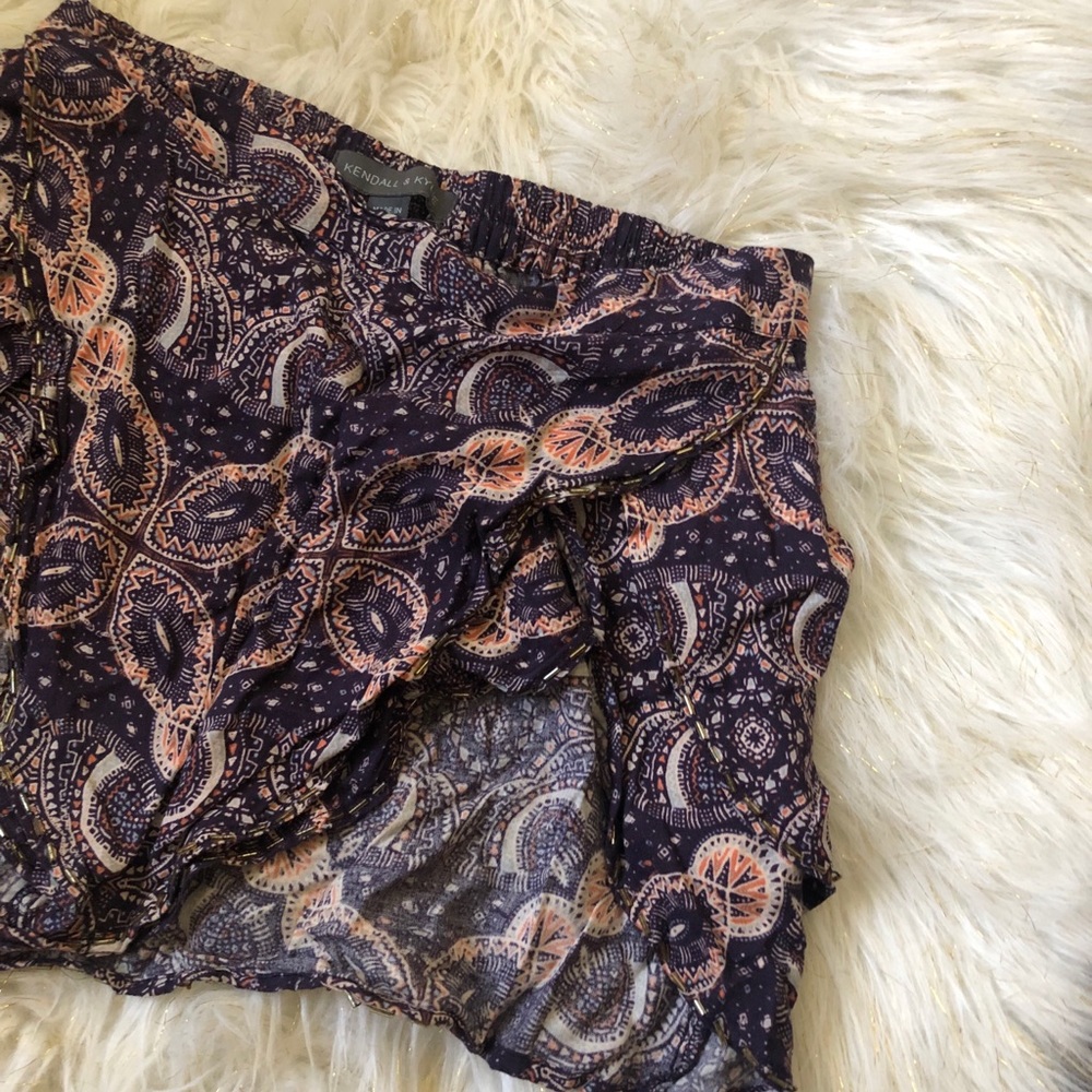 Kendall & Kylie bohemian high leg shorts